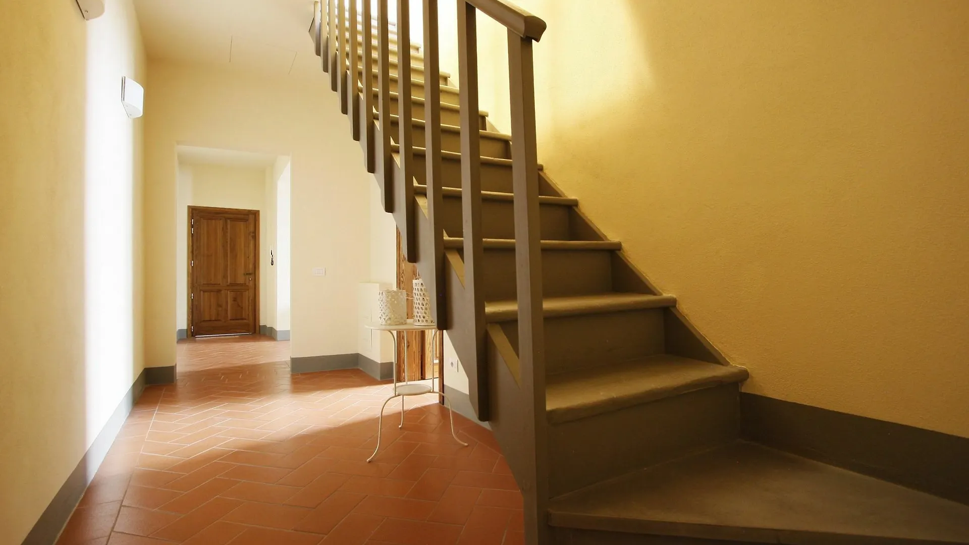 Michelangelo At The Dome Apartment Florence Italy